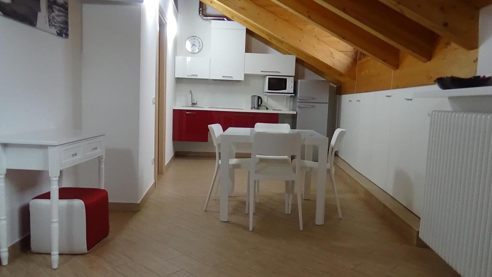 Residence Santabbondio Como Room photo