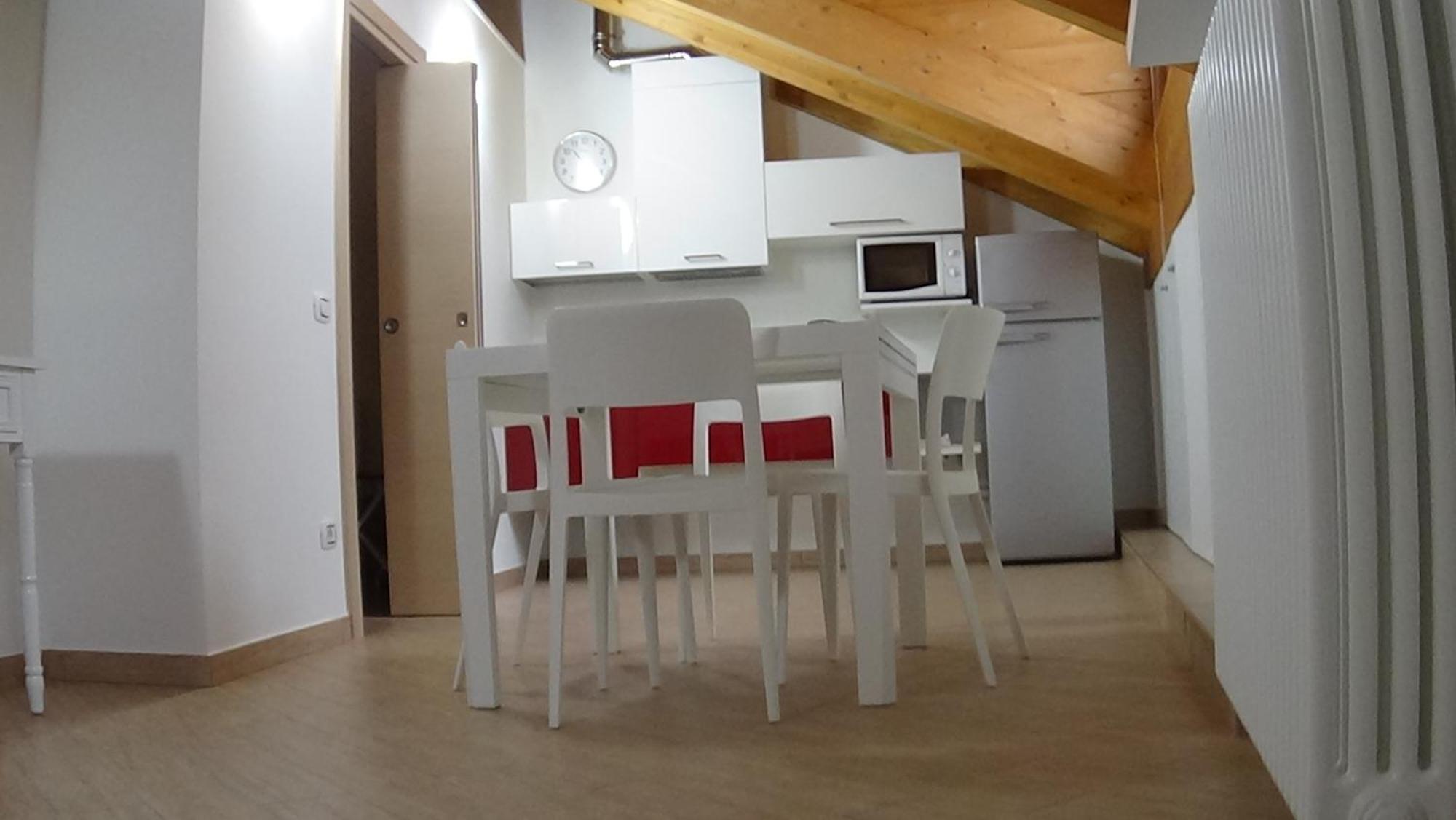 Residence Santabbondio Como Room photo