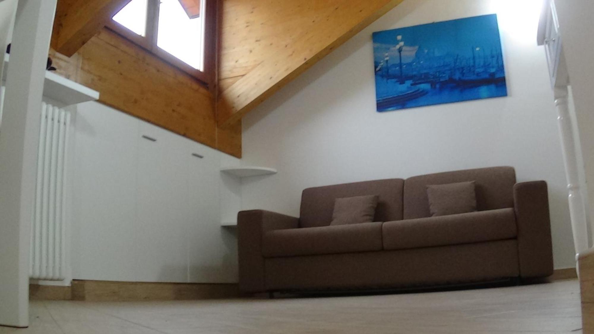 Residence Santabbondio Como Room photo
