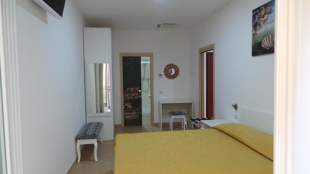 Residence Santabbondio Como Room photo